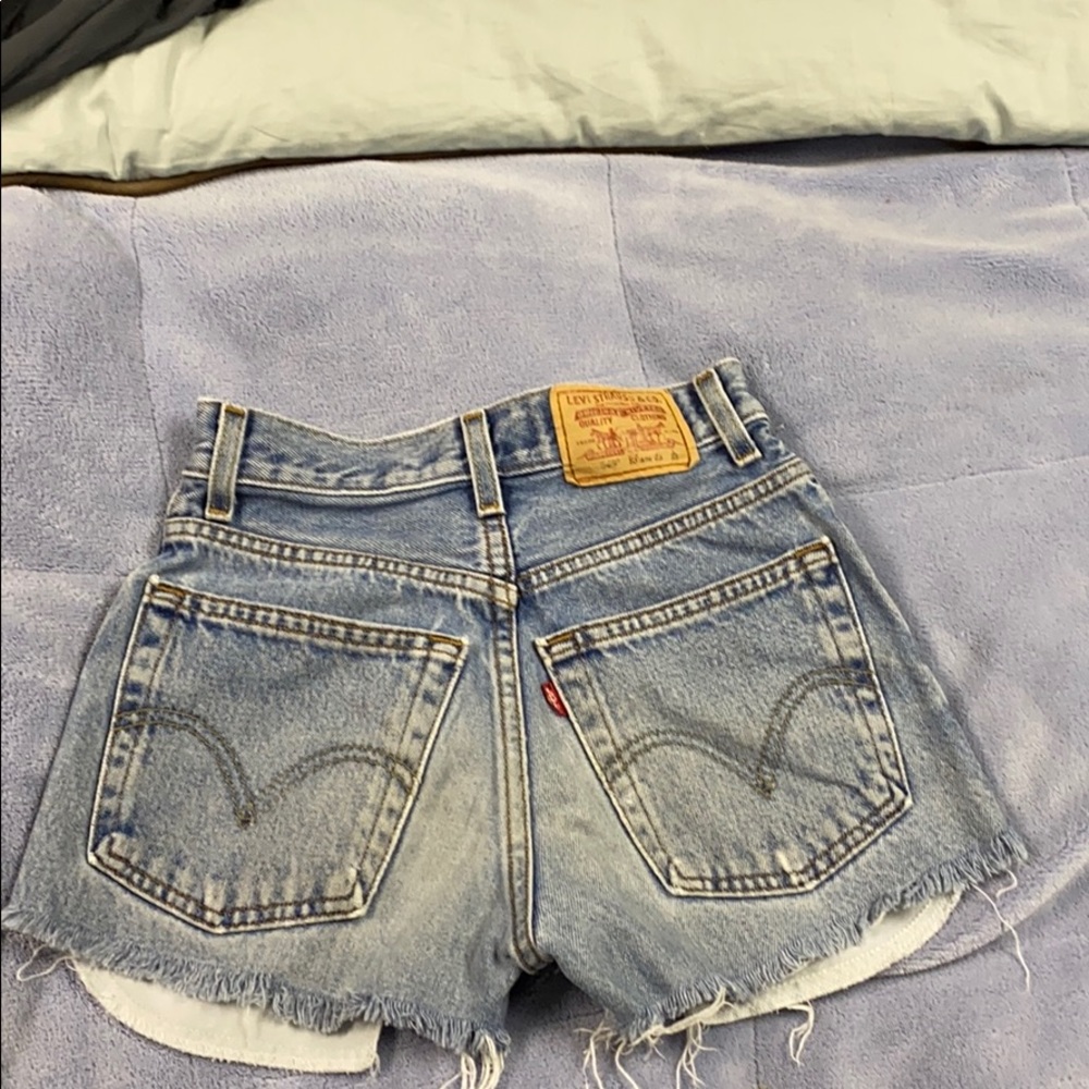 XXS LEVI’S SHORTS